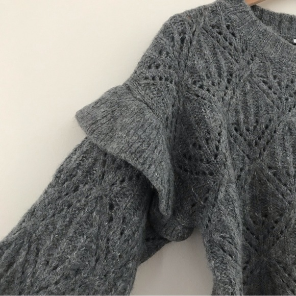 Old Navy Gray Pointelle-Knit Ruffle Sleeve Sweater - Size Medium - Picture 3 of 9